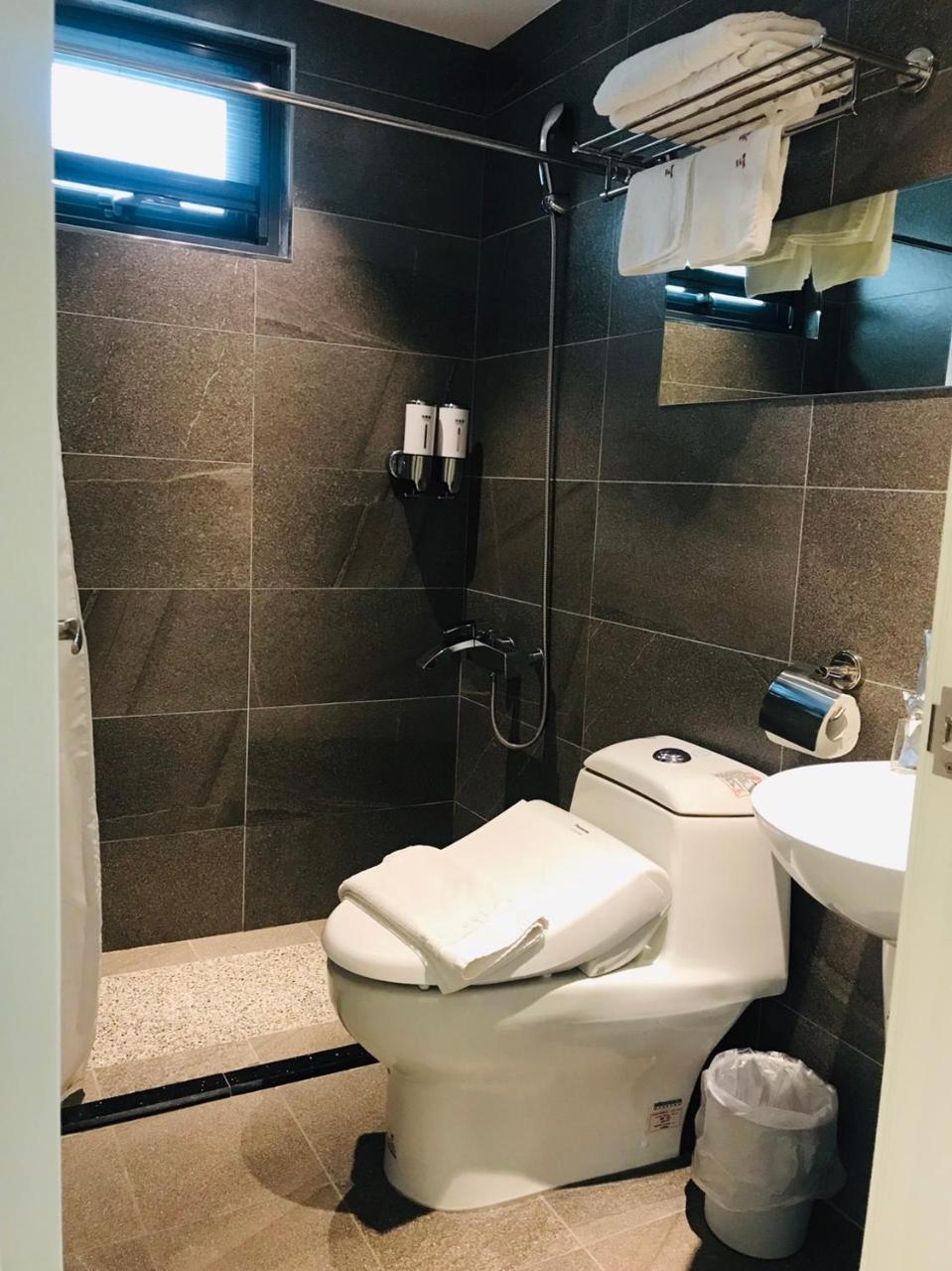 San Yuan Guest House Jinning Екстер'єр фото